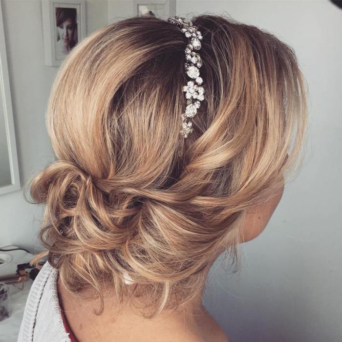 Wedding hairstyles for medium length hair