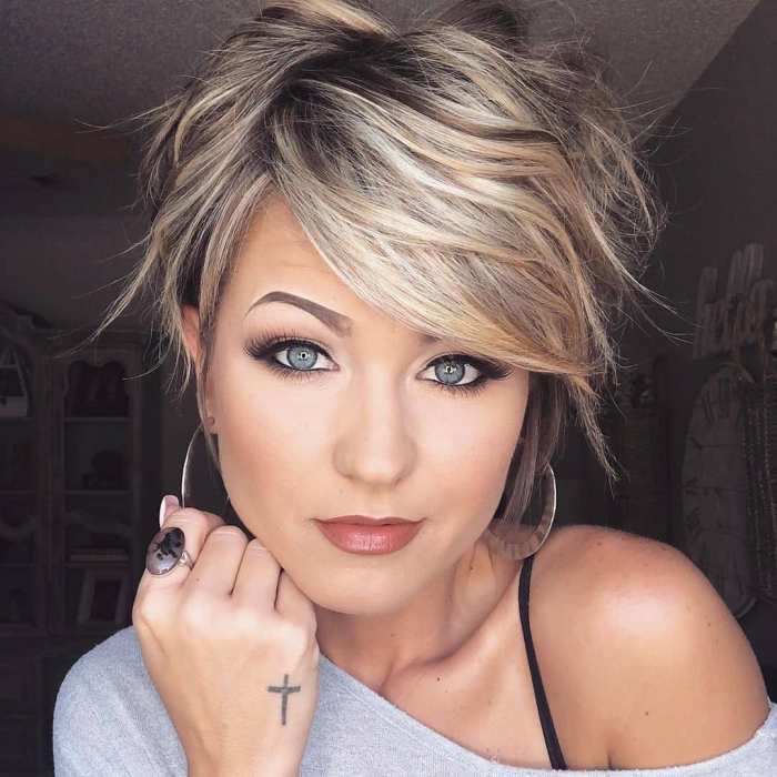 Short hairstyles straight hair