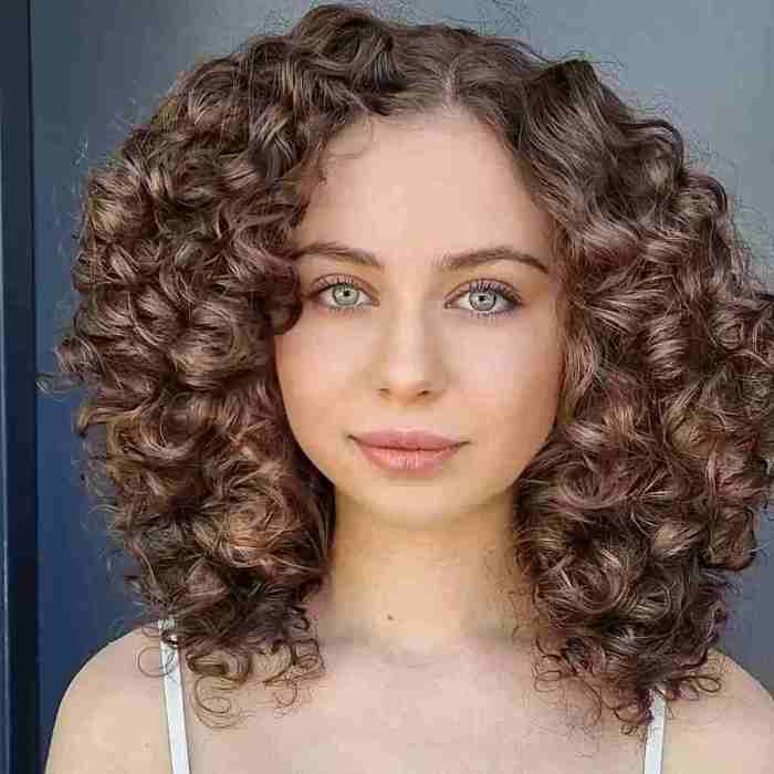 Medium length hairstyles for curly hair