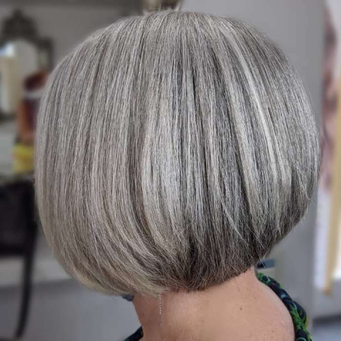 Hairstyles for women over 60 with thin hair